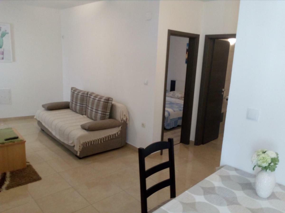 Apartment Elena Bale Kültér fotó