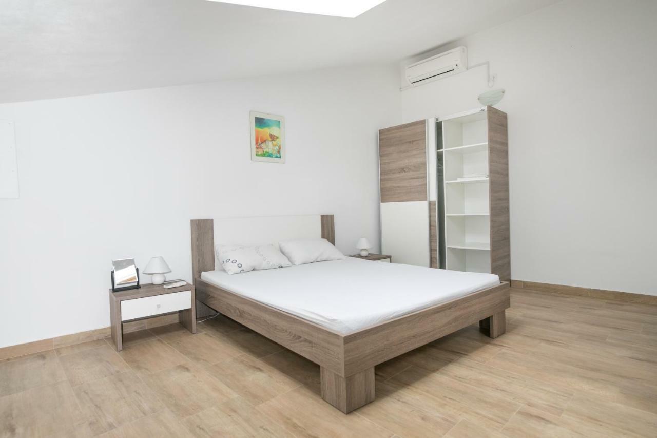 Apartment Elena Bale Kültér fotó